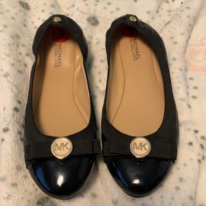 Michael kors flats